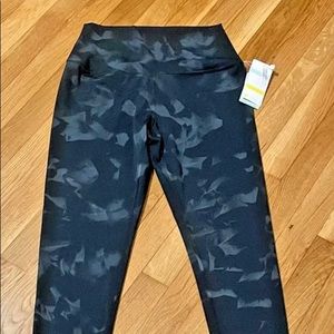 Zella Womens Leggings Pants Black Camouflage High Rise Stretch Pull On M New